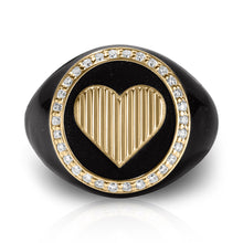 Load image into Gallery viewer, Heart Pinstripe Signet Ring
