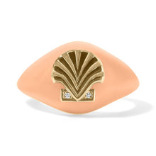 Load image into Gallery viewer, Shell Belle Ring